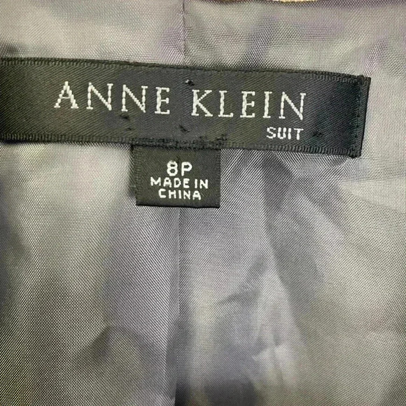 Anne Klein two piece skirt suit  size 8p brown/work/ career - Picture 9 of 16